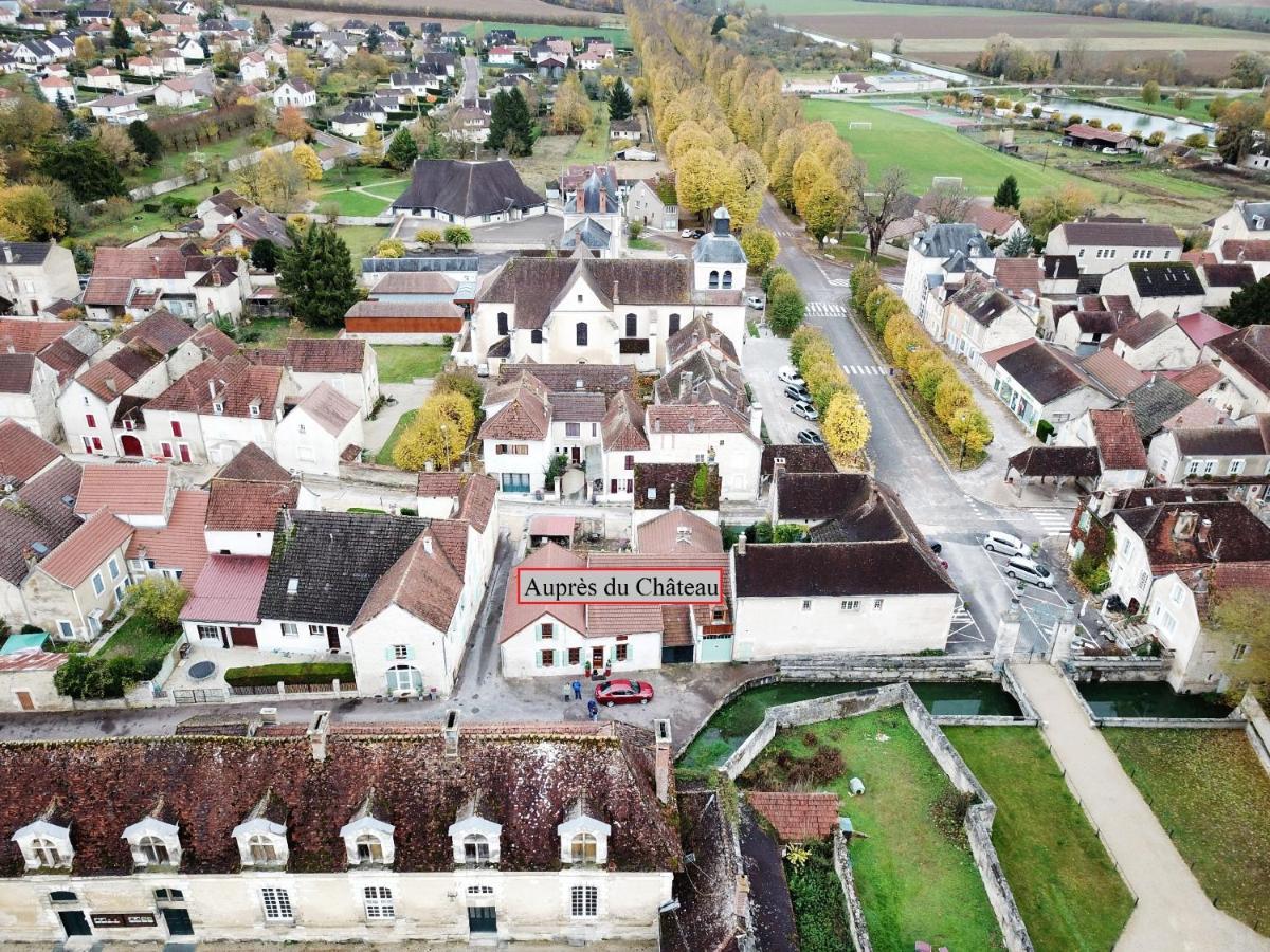 Aupres Du Chateau Tanlay Dış mekan fotoğraf