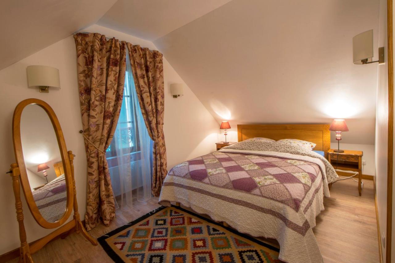 Aupres Du Chateau Tanlay Dış mekan fotoğraf