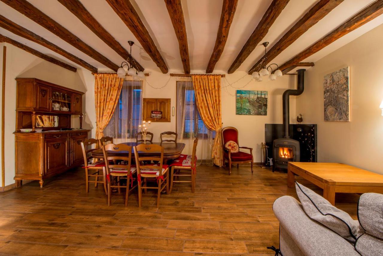 Aupres Du Chateau Tanlay Dış mekan fotoğraf