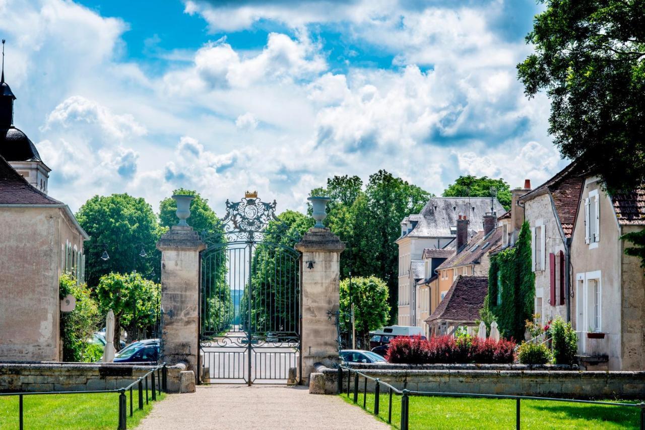 Aupres Du Chateau Tanlay Dış mekan fotoğraf
